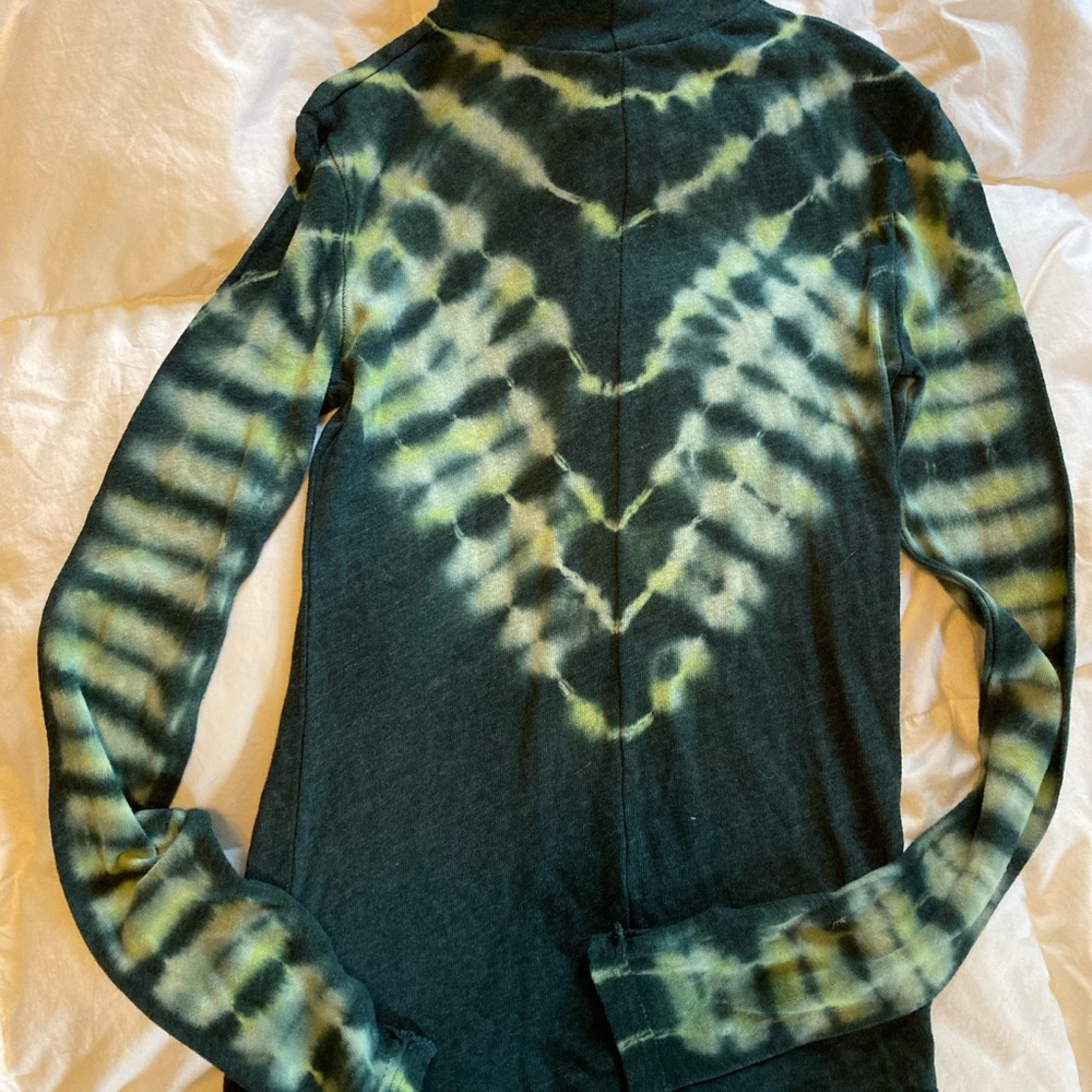 We The Free Psychedelic Tie-dye Turtleneck